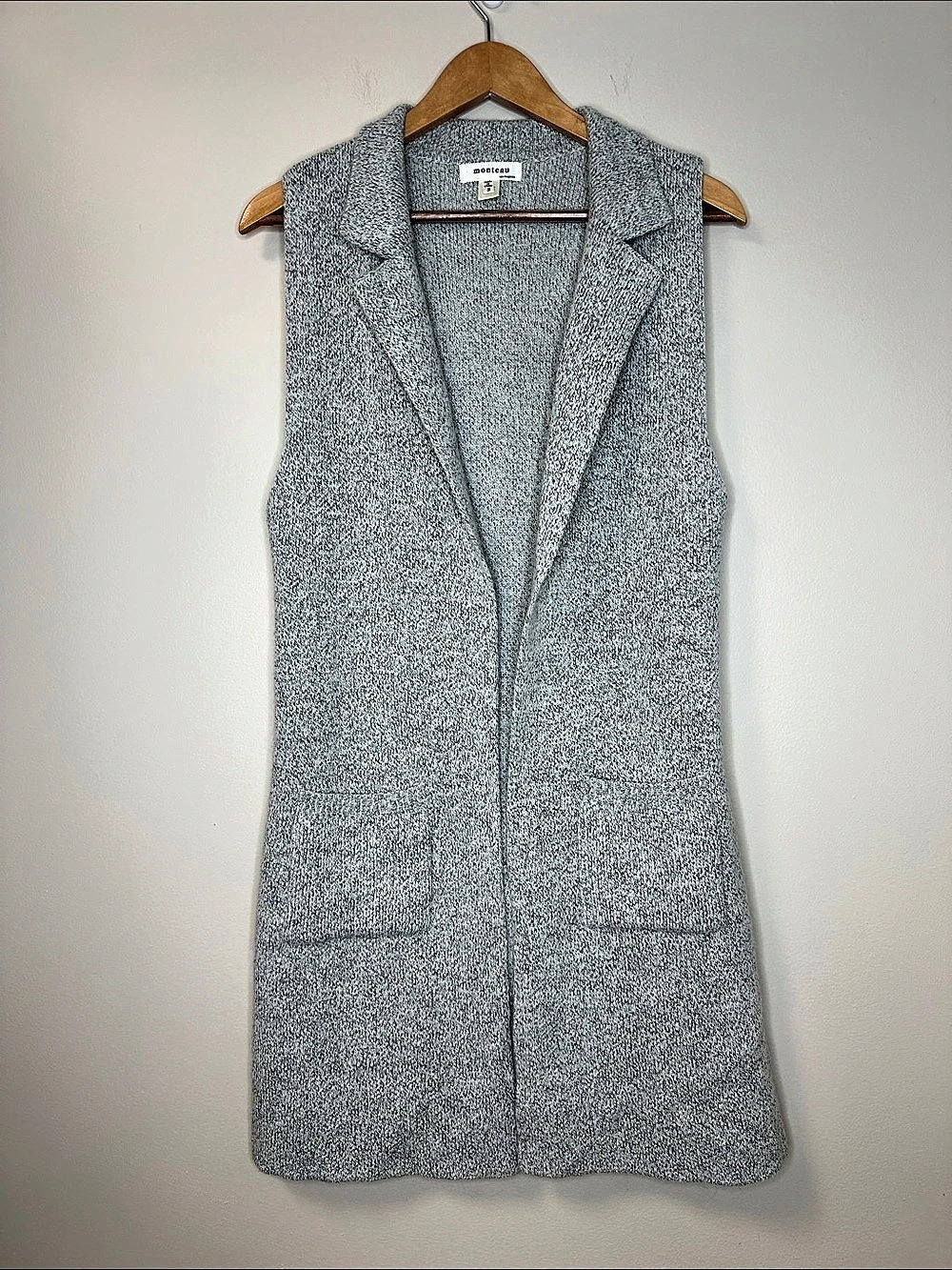 monteau Gray Knit Vest Size Small Like New